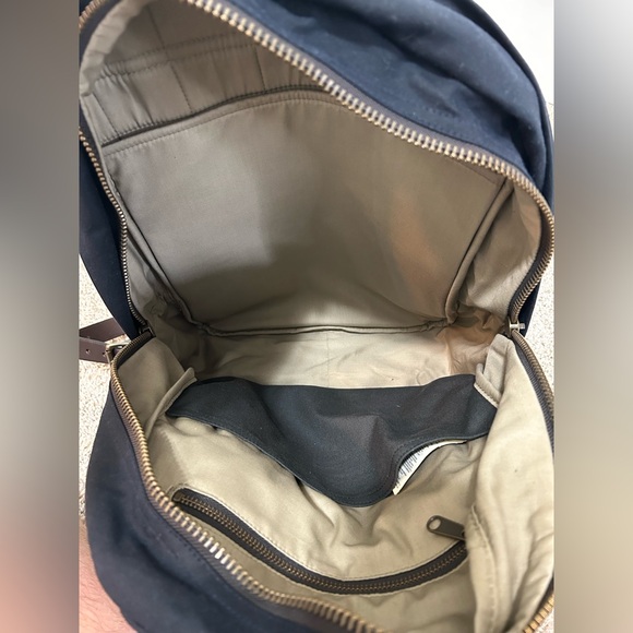 Filson Journeyman Backpack - Picture 4 of 5